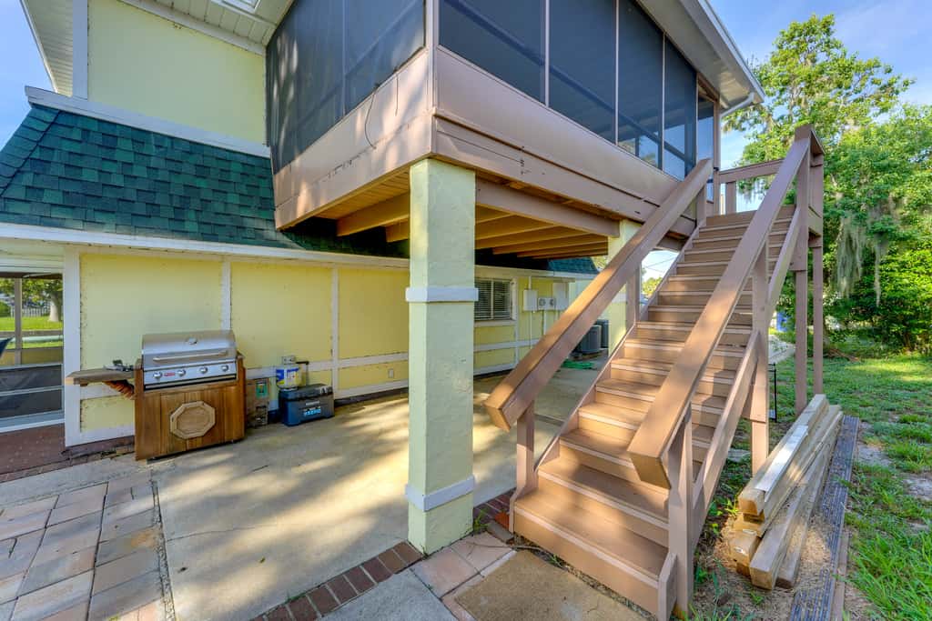 Dora Canal Views & Shared Dock: Apt in Tavares!