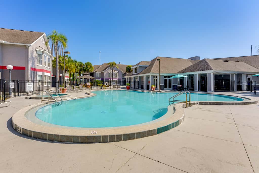 2 Mi to Disney & Old Town: Resort Condo w/ Perks