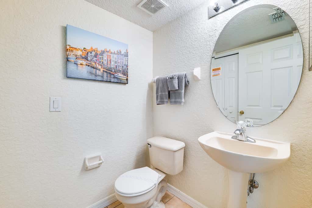 9 Mi to Disney! Regal Palms Resort Condo w/ Pools