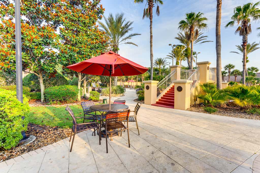 9 Mi to Disney! Regal Palms Resort Condo w/ Pools
