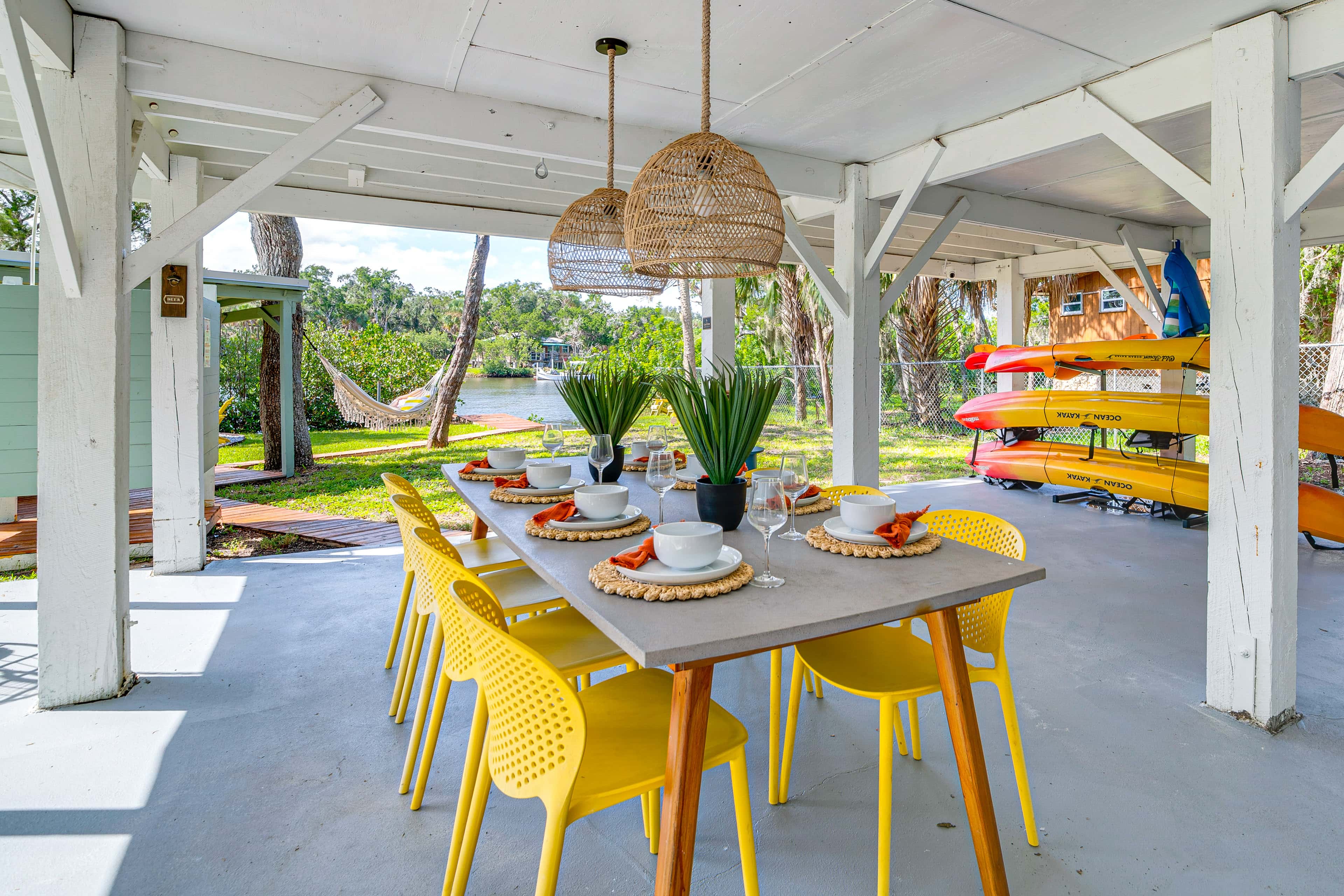 Dock, Hot Tub & Games: Crystal River Family Gem