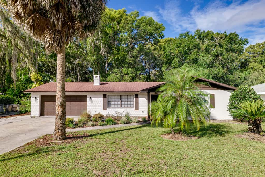 Bring Your Boat! Canal-Front Tavares Home w/ Dock