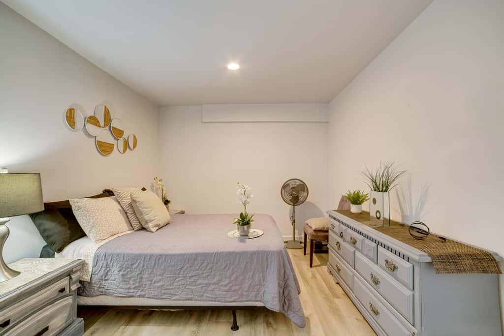 4 Mi to RUHS! Pet-Friendly Apt w/ Grill