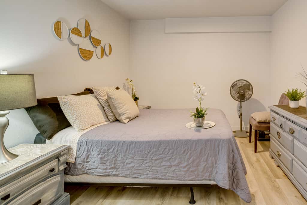 4 Mi to RUHS! Pet-Friendly Apt w/ Grill