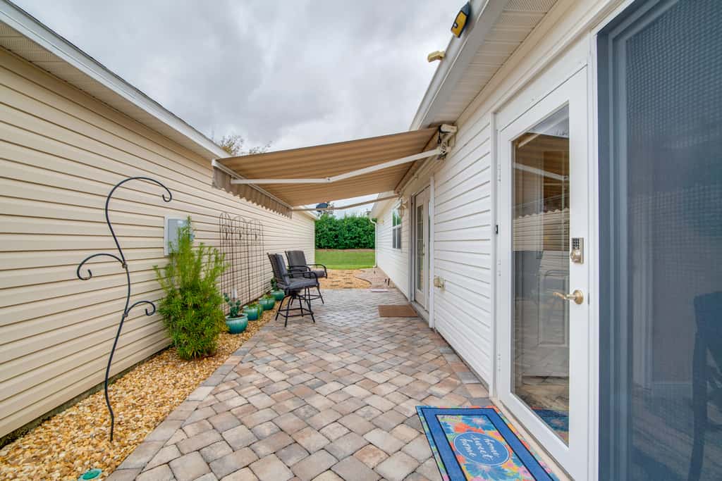 1 Mi to Golf: Home w/ Chic Patio in The Villages