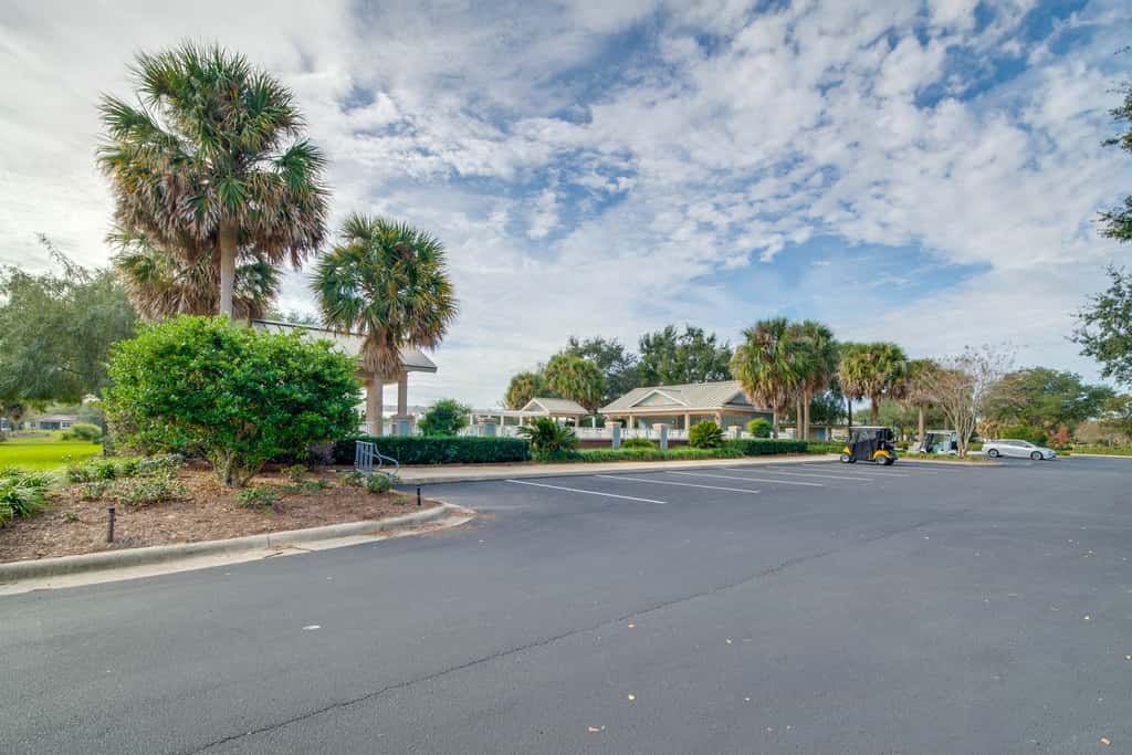 1 Mi to Golf: Home w/ Chic Patio in The Villages