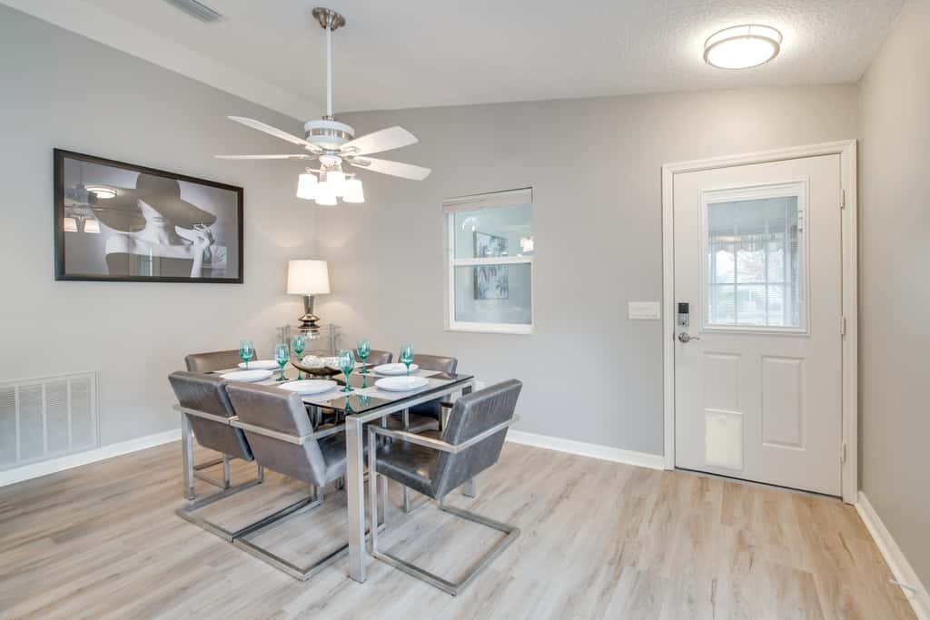 1 Mi to Golf: Home w/ Chic Patio in The Villages