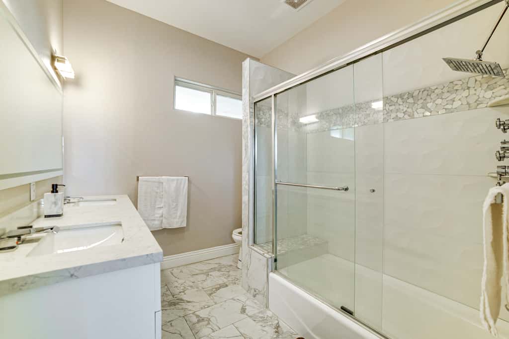 Expansive Riverside Mansion! Luxe, Family Friendly