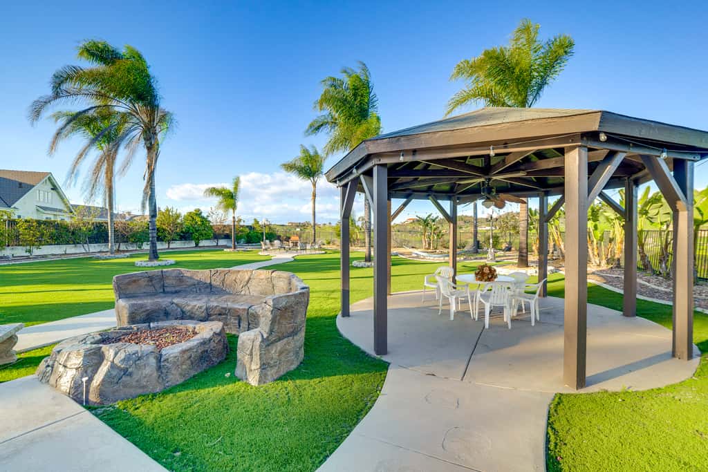 Expansive Riverside Mansion! Luxe, Family Friendly