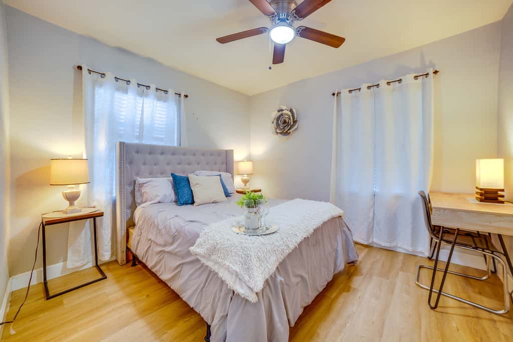 Family-Friendly Home 2 Mi to Dtwn Riverside