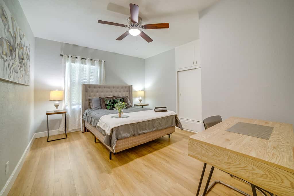 Family-Friendly Home 2 Mi to Dtwn Riverside