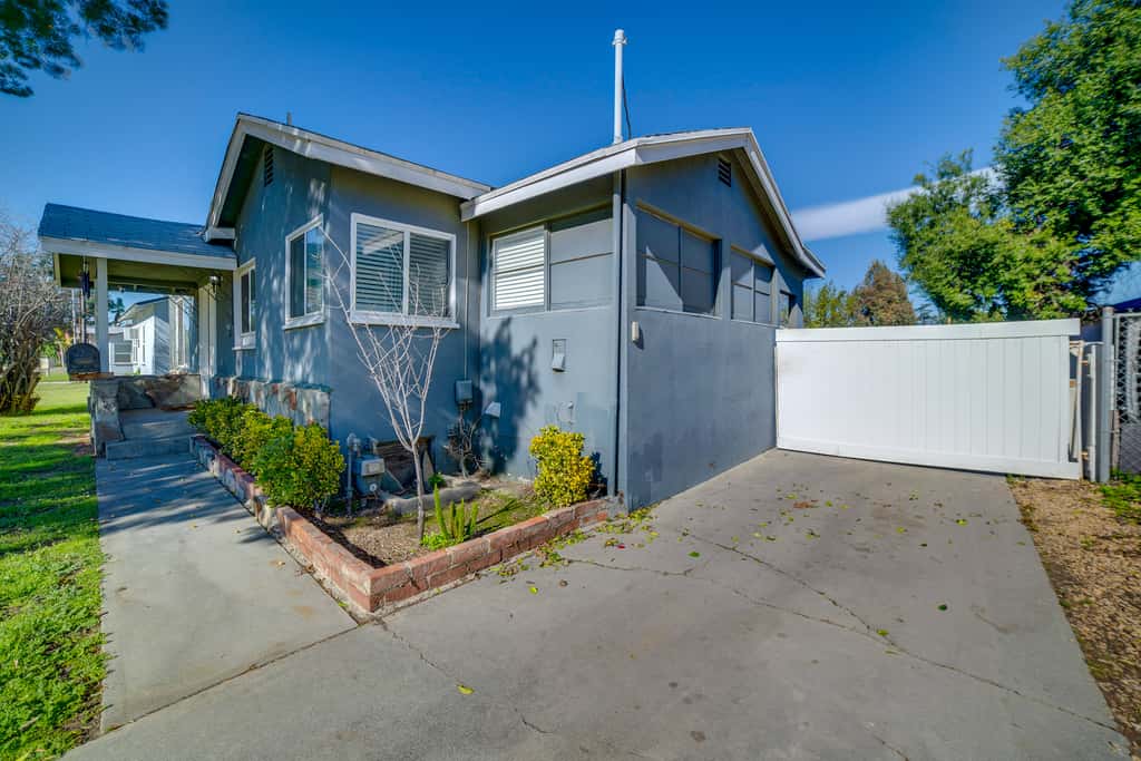 Family-Friendly Home 2 Mi to Dtwn Riverside