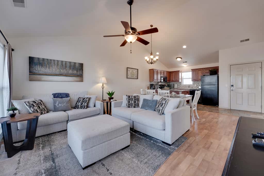 6 Mi to Branson Strip: Resort Condo w/ Perks