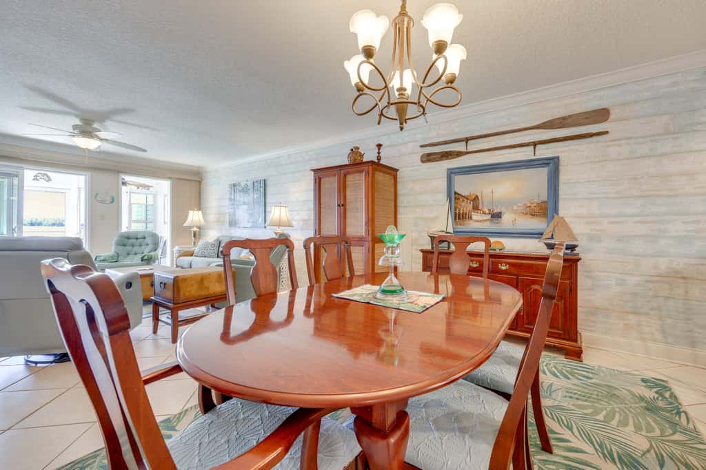Boat, Fish & Swim: Condo on St Johns River!