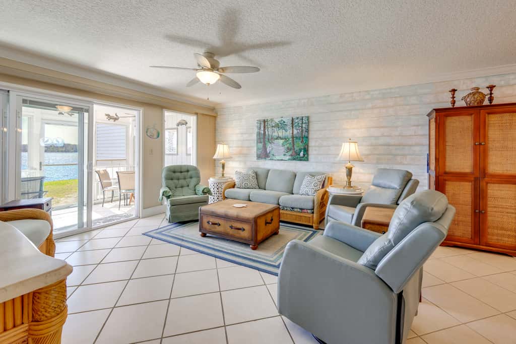 Boat, Fish & Swim: Condo on St Johns River!