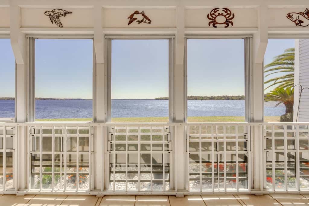 Boat, Fish & Swim: Condo on St Johns River!