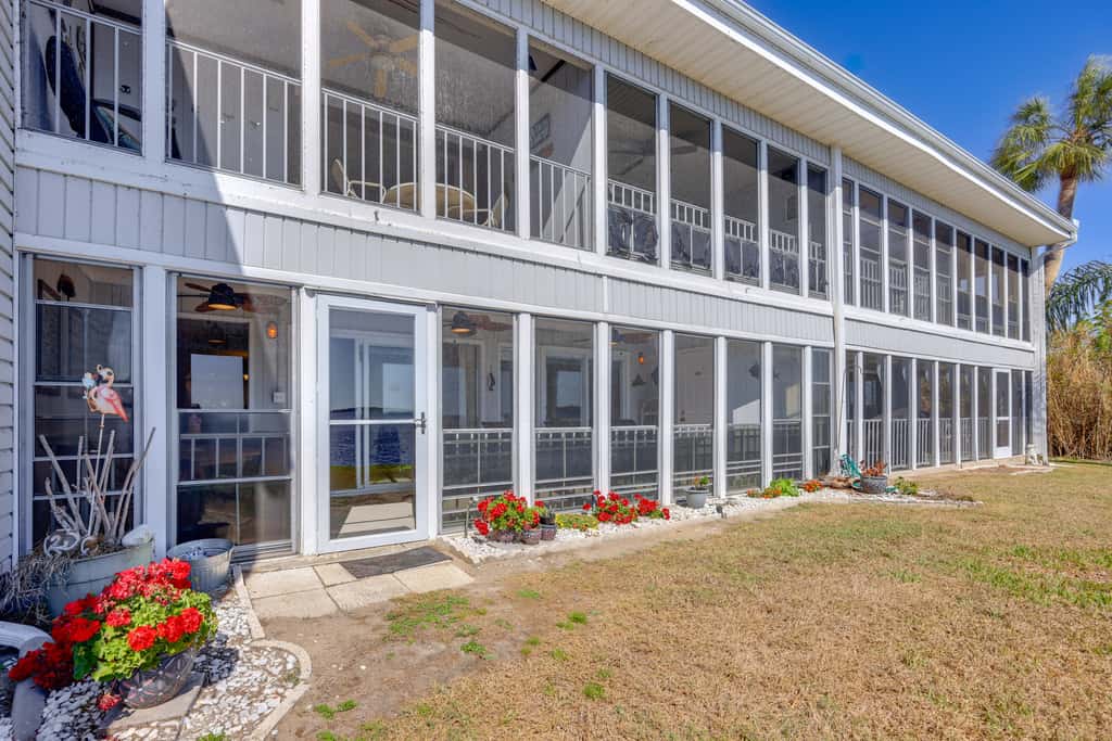 Boat, Fish & Swim: Condo on St Johns River!
