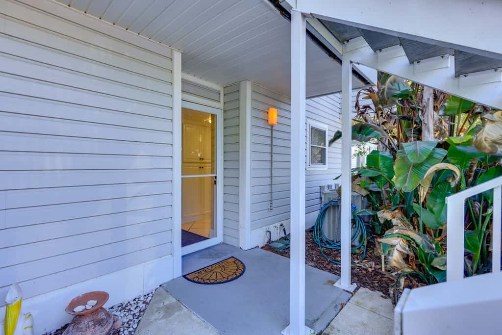 Boat, Fish & Swim: Condo on St Johns River!