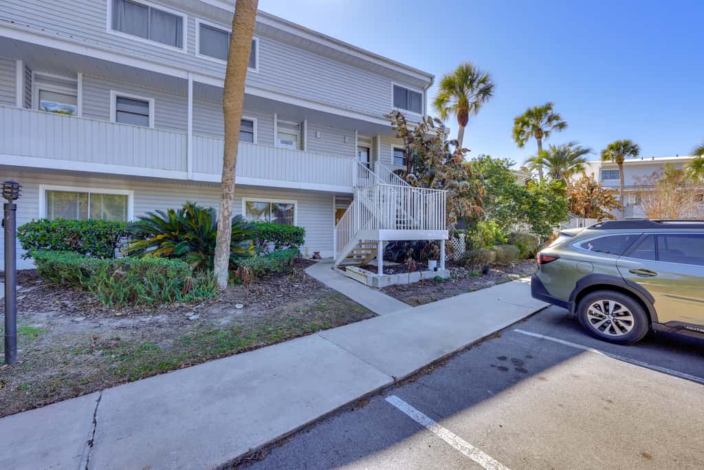 Boat, Fish & Swim: Condo on St Johns River!