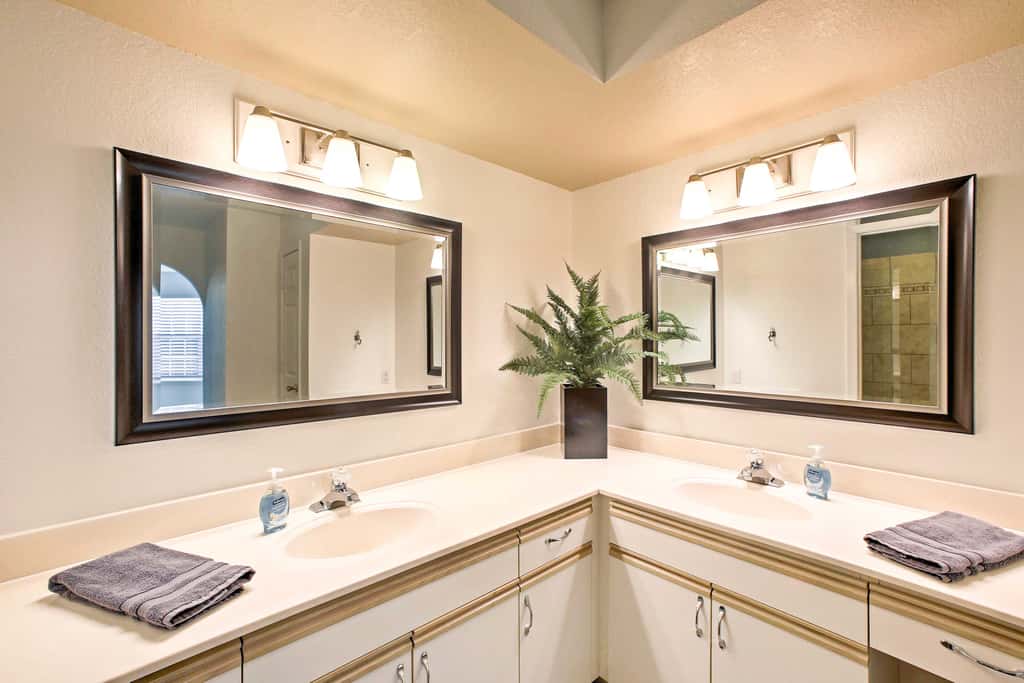 2 Units at Holiday Hills Resort w/ Pools & Hot Tub