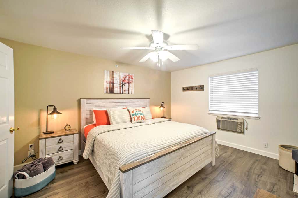 2 Units at Holiday Hills Resort w/ Pools & Hot Tub