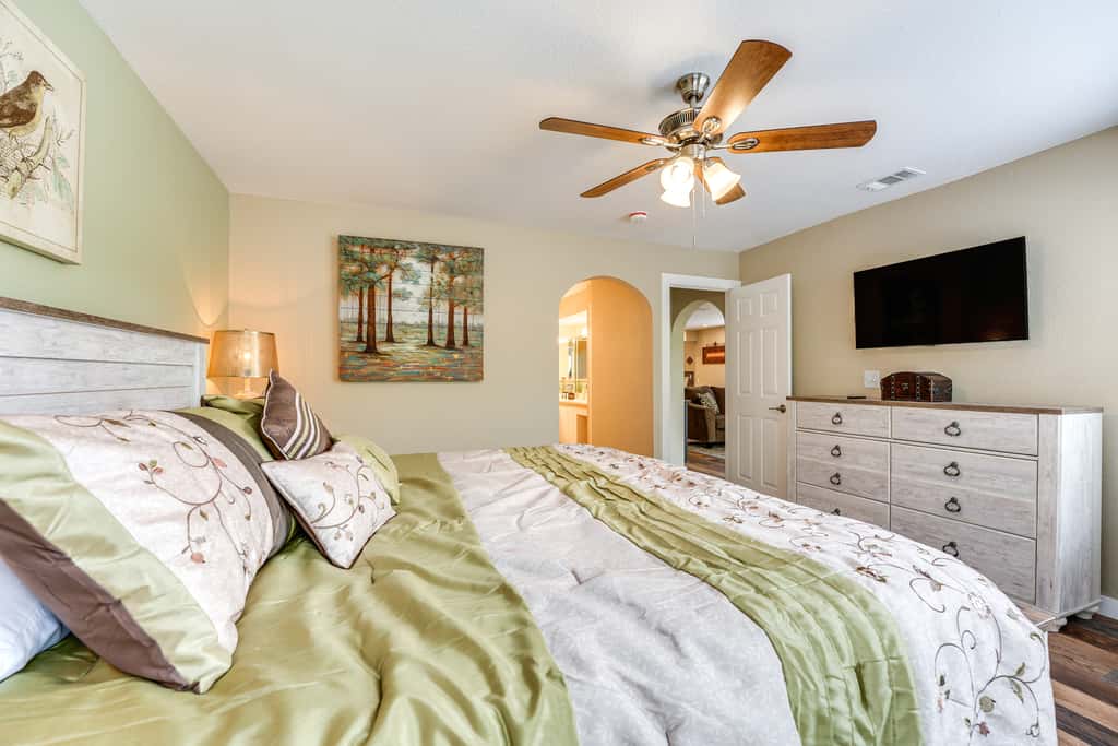 2 Units at Holiday Hills Resort w/ Pools & Hot Tub