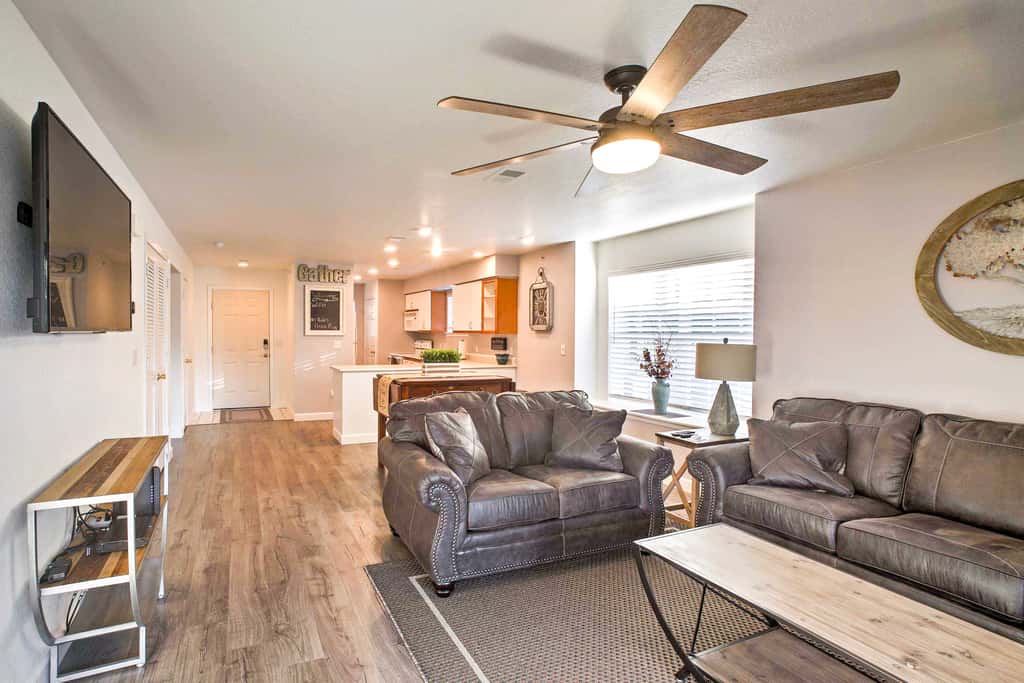 2 Units at Holiday Hills Resort w/ Pools & Hot Tub