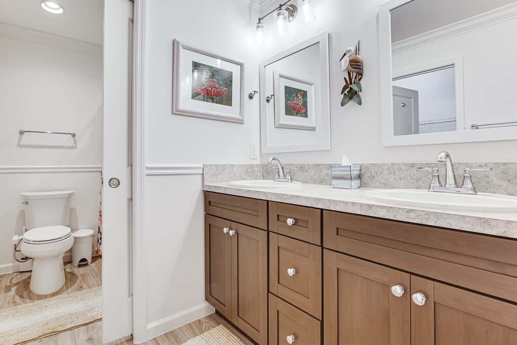 Easy Pool Access & Private Patio! DeLuna Villa