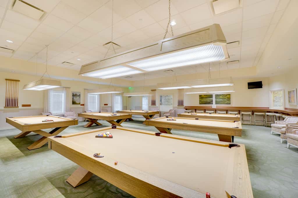 Easy Pool Access & Private Patio! DeLuna Villa