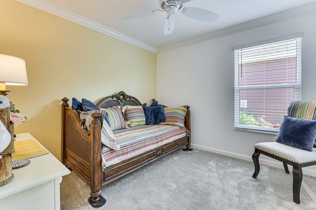 Easy Pool Access & Private Patio! DeLuna Villa