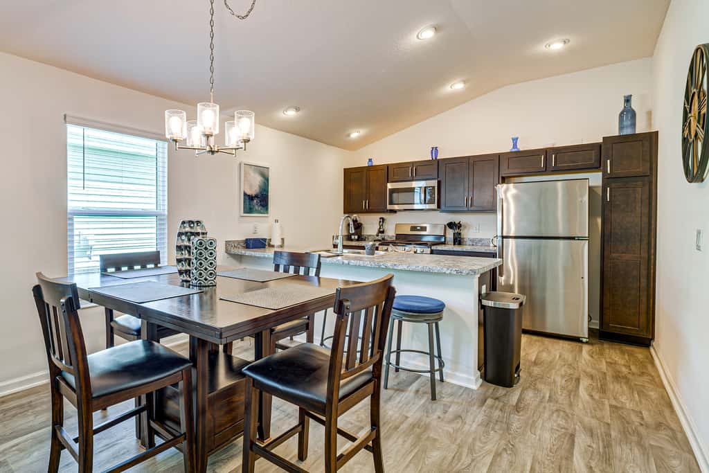 Community Pools, Golf & More! Home in The Villages