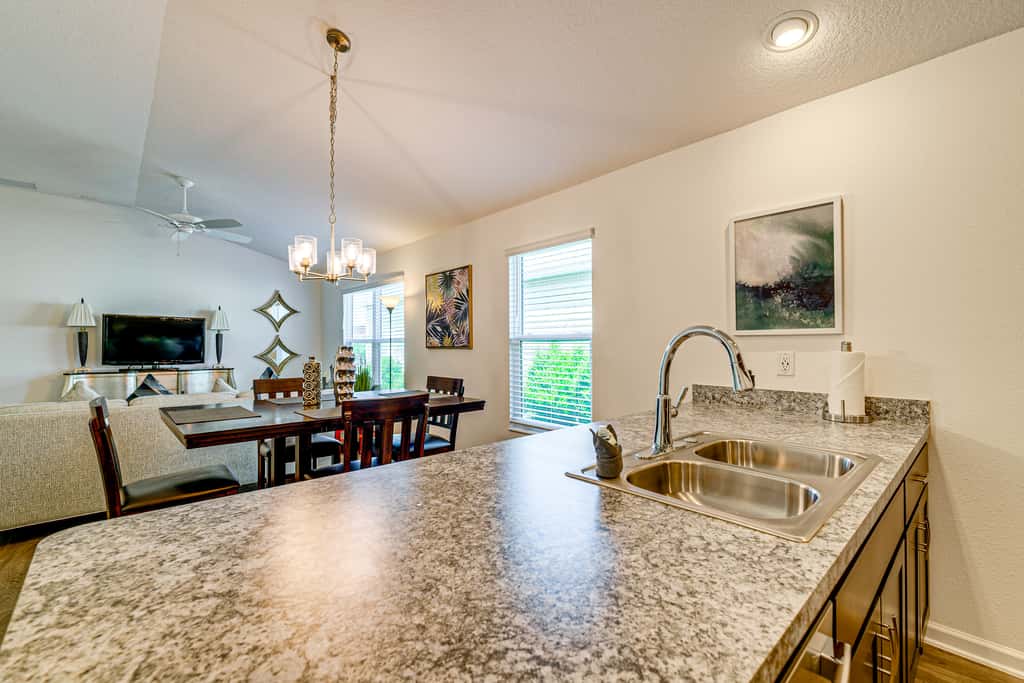 Community Pools, Golf & More! Home in The Villages