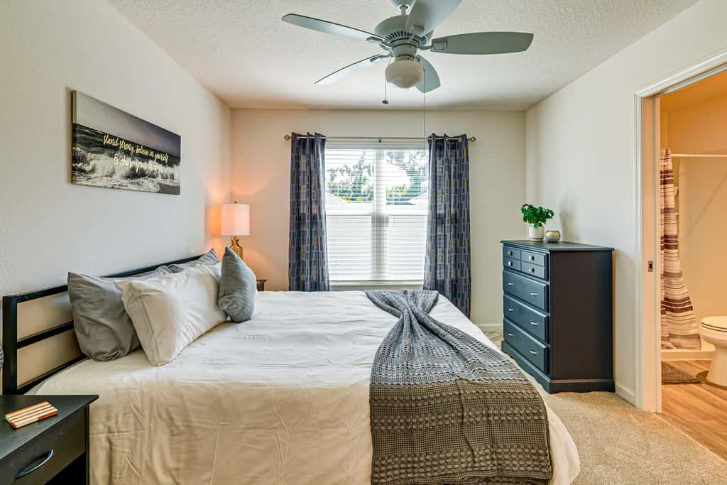 Community Pools, Golf & More! Home in The Villages