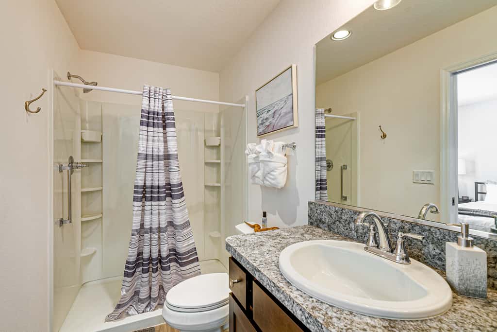 Community Pools, Golf & More! Home in The Villages