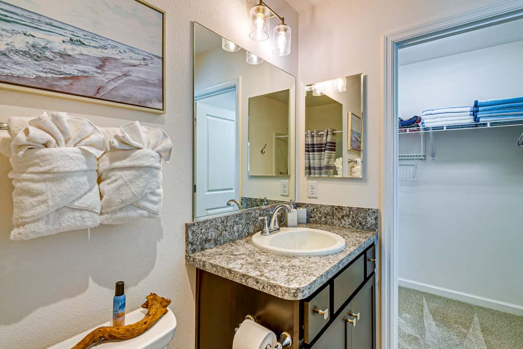 Community Pools, Golf & More! Home in The Villages