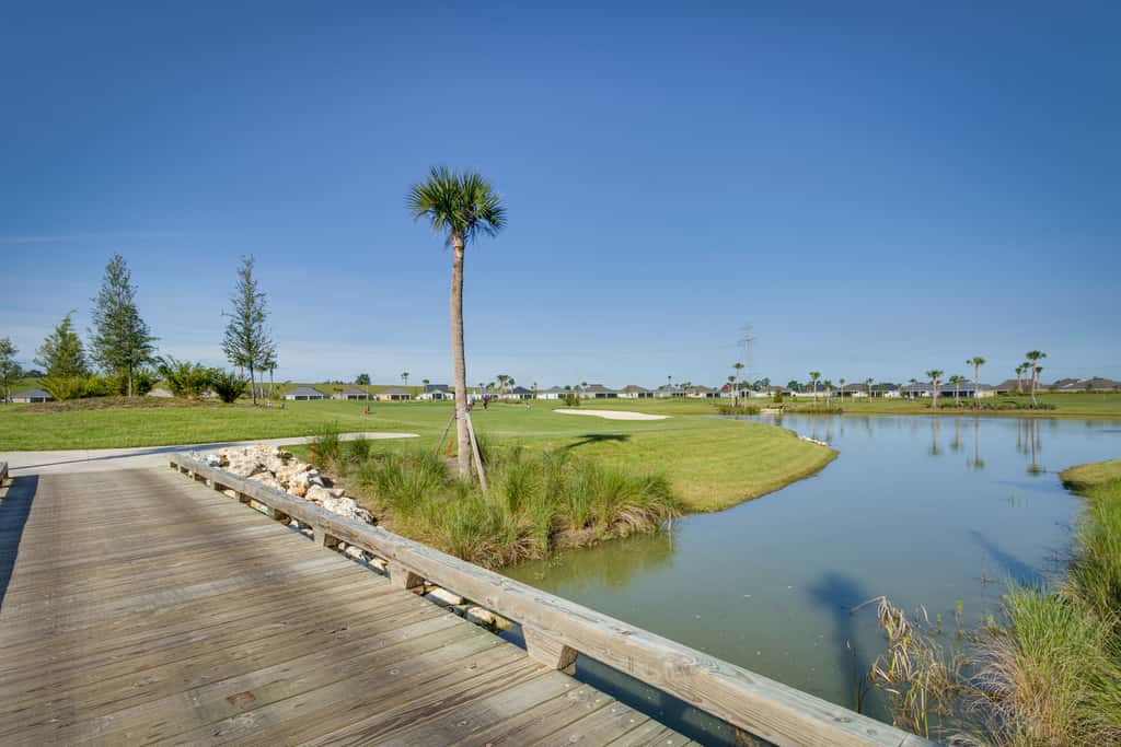 Community Pools, Golf & More! Home in The Villages