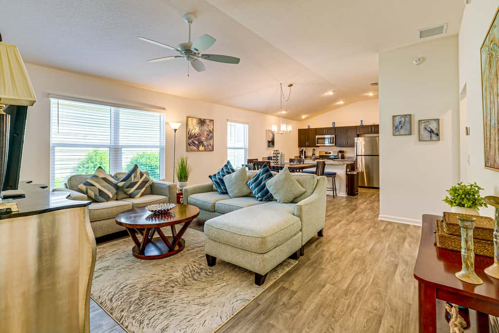 Community Pools, Golf & More! Home in The Villages