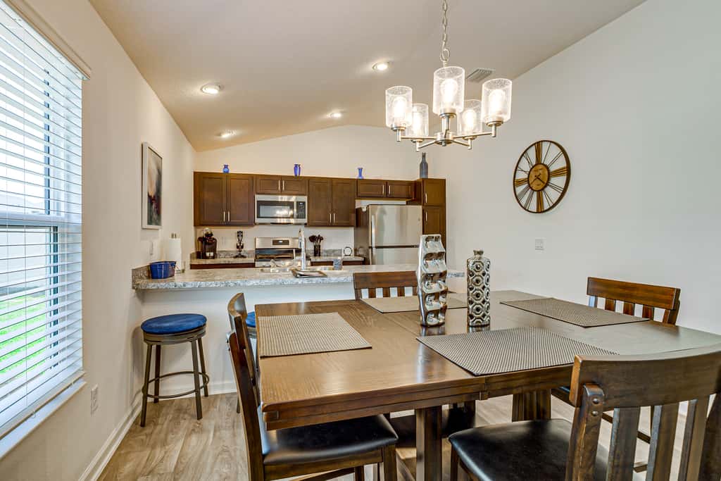 Community Pools, Golf & More! Home in The Villages