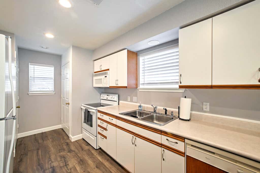 Near Branson Landing / Sister Condo Very Close By!
