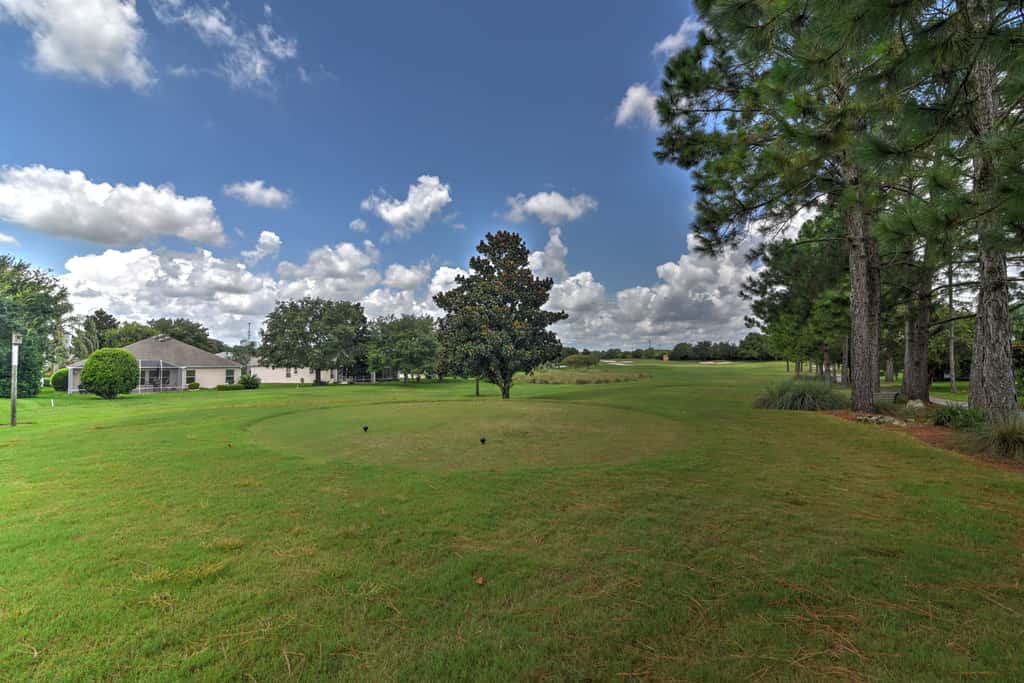 Peaceful Lady Lake Home w/ Screened-In Porch!