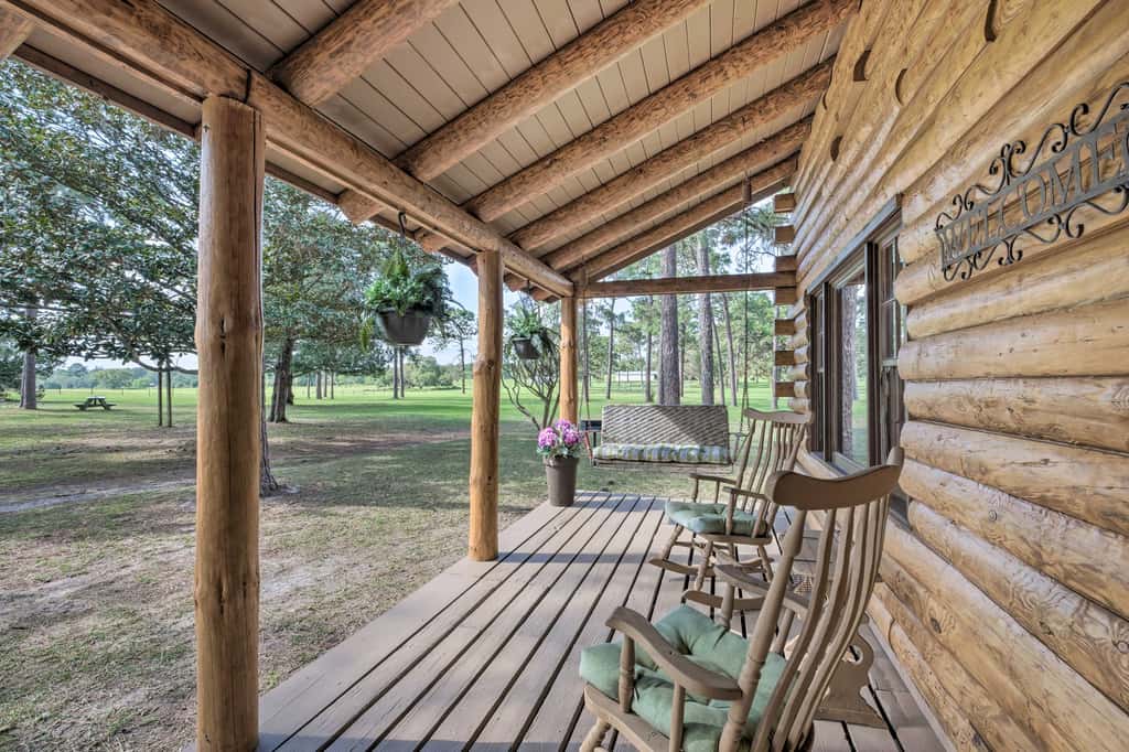 Quaint & Quiet Belleview Cabin on 35 Acres!