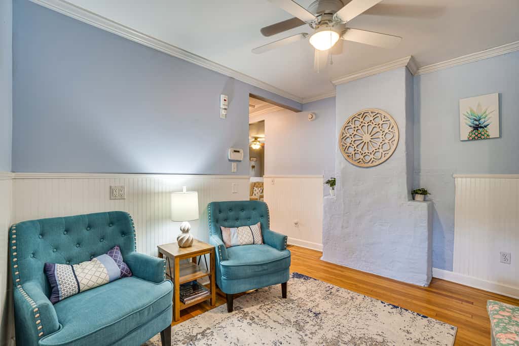 Walk to Mount Dora Historic District: Cozy Home!