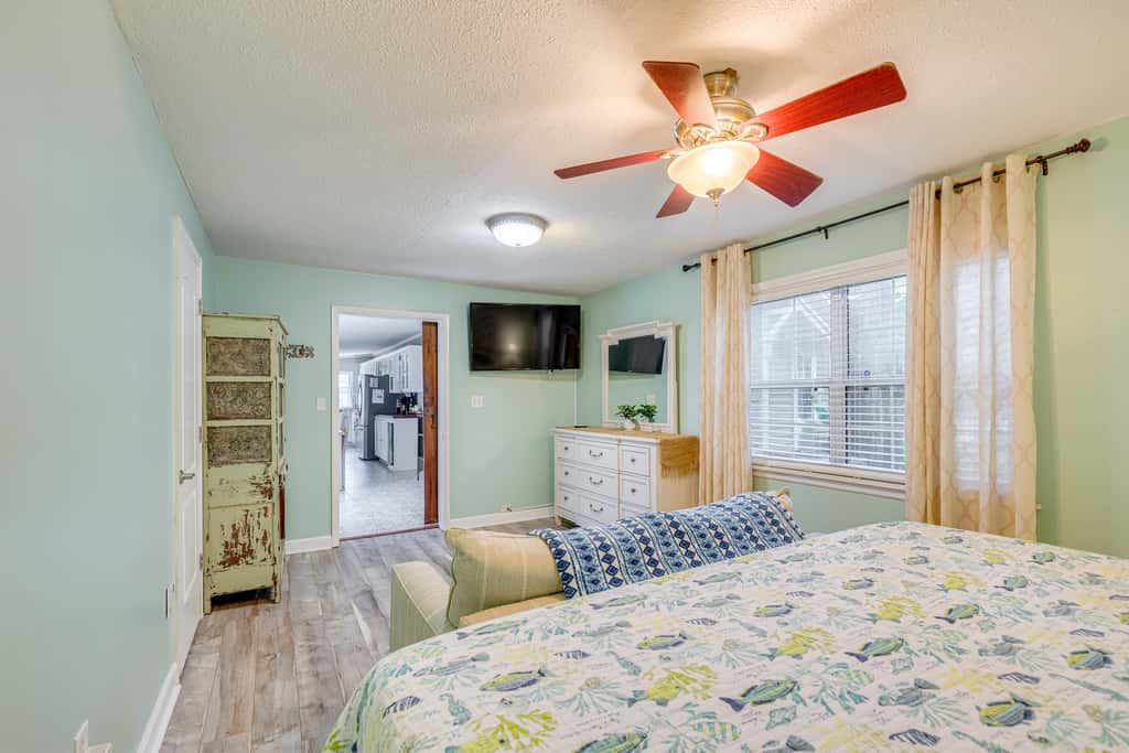 Walk to Mount Dora Historic District: Cozy Home!