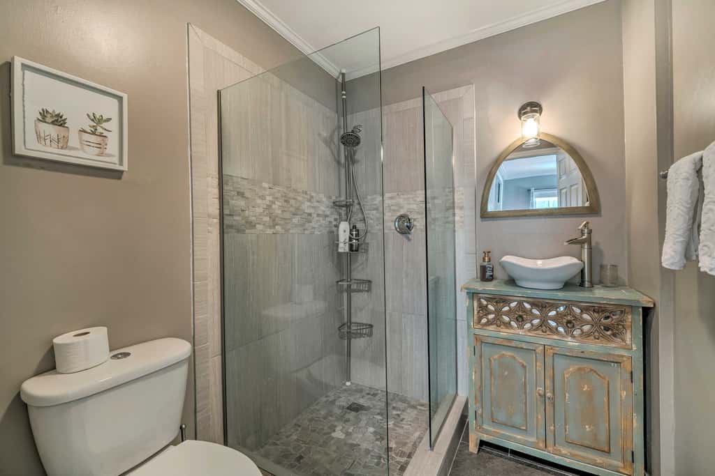Walk to Mount Dora Historic District: Cozy Home!