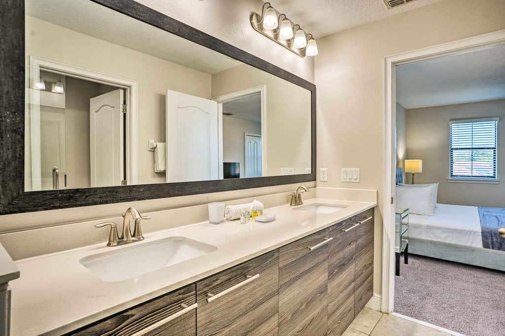 Modern Haines City Home w/ Pool & Lanai!