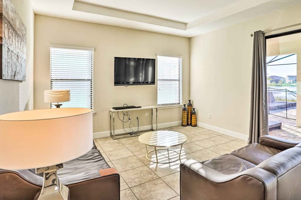Modern Haines City Home w/ Pool & Lanai!