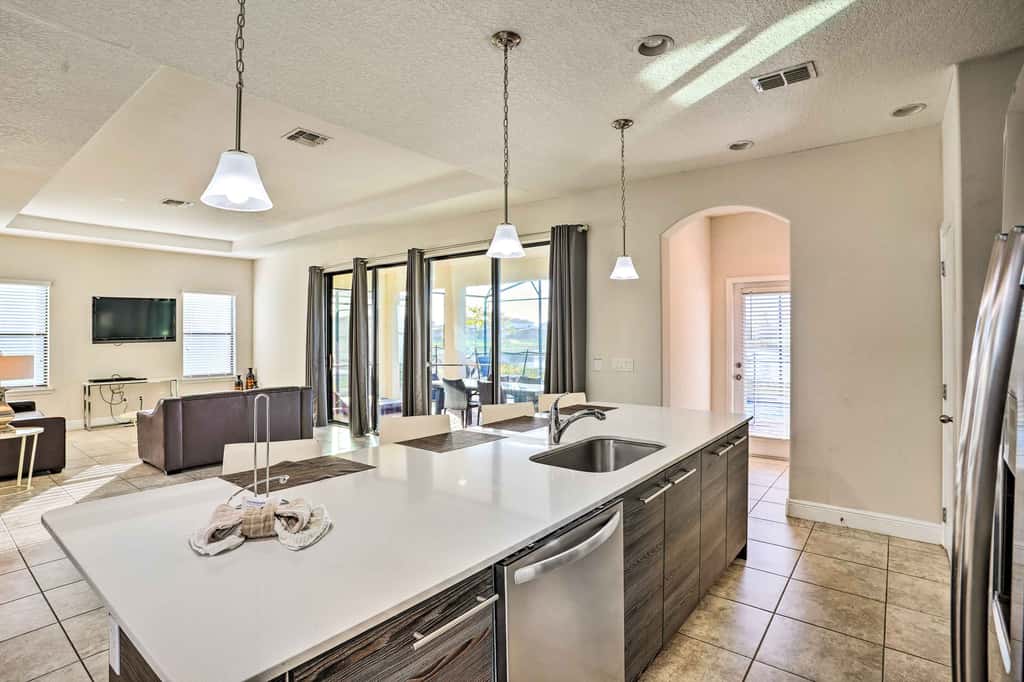 Modern Haines City Home w/ Pool & Lanai!