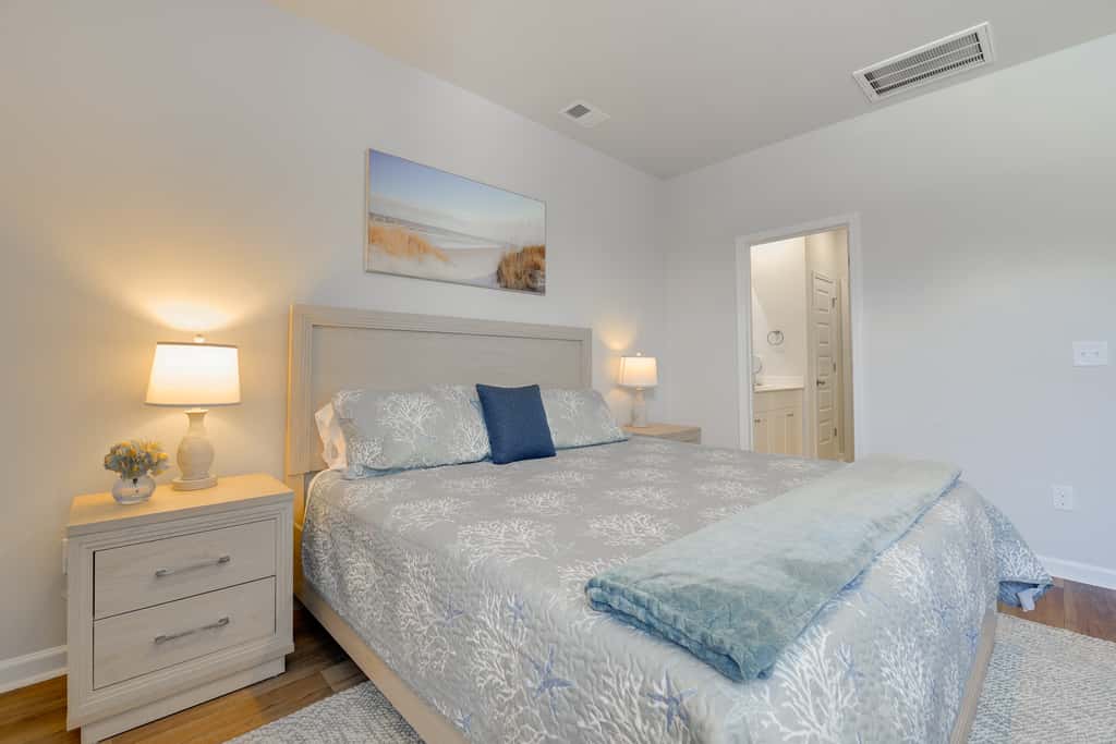 2 Mi to Ocean Isle Beach! Coastal Getaway w/ Patio