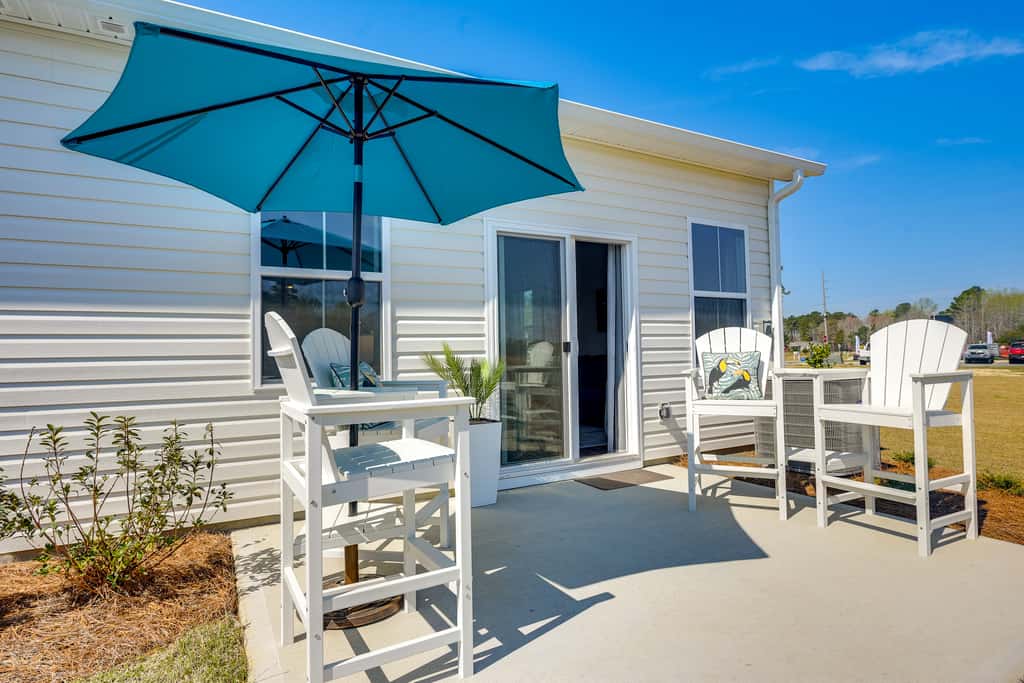 2 Mi to Ocean Isle Beach! Coastal Getaway w/ Patio