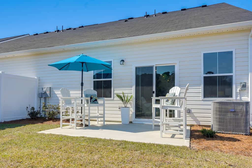 2 Mi to Ocean Isle Beach! Coastal Getaway w/ Patio